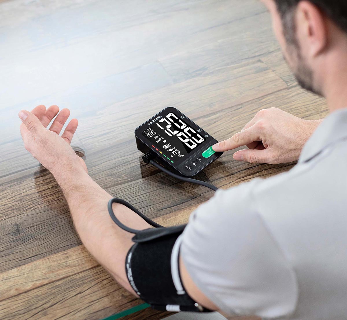 Blodtrykksmåler Medisana BU582 overarm sort